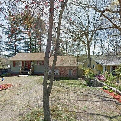 34 Pine Ave, Coventry, RI 02816