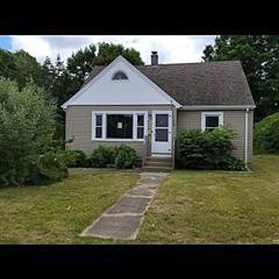 34 W Arch St, Pawcatuck, CT 06379