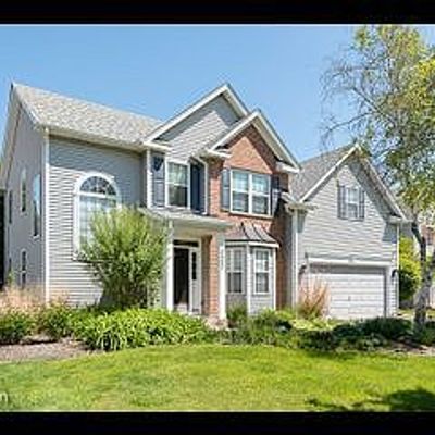 3423 Parliament Ln, Naperville, IL 60564