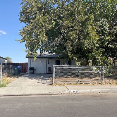 3424 Caldwell Dr, Bakersfield, CA 93309