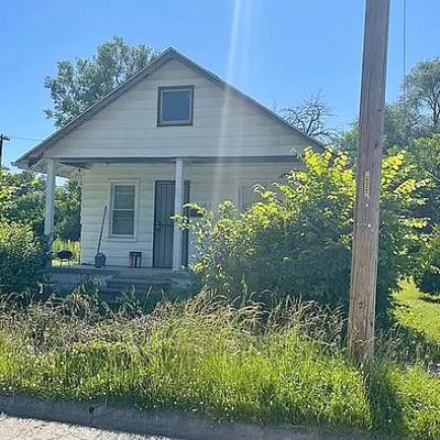 3594 Walnut St, Inkster, MI 48141