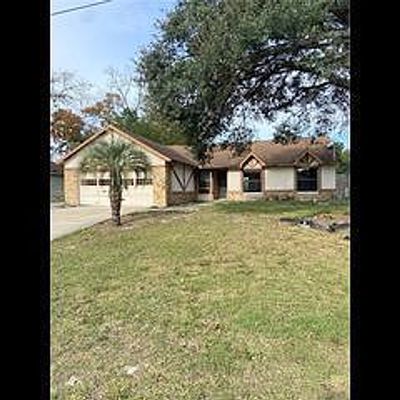 2960 Malcolm Dr, Deltona, FL 32738