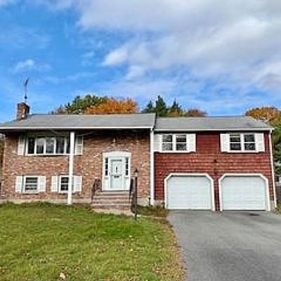 3 Flintlock Ln, Dedham, MA 02026