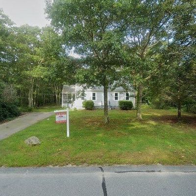 3 Spinnaker Ln, Pocasset, MA 02559