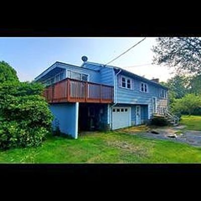 30 Birch St, Waterford, CT 06385