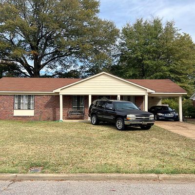 300 Meadowood Ave, Memphis, TN 38109