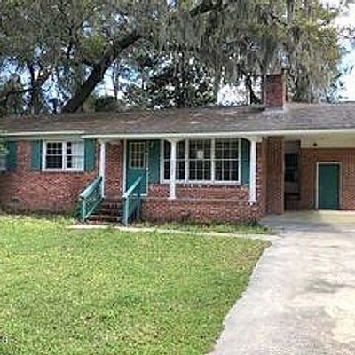 3008 Cypress St, Beaufort, SC 29906