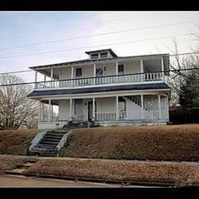 301 Market St, Water Valley, MS 38965