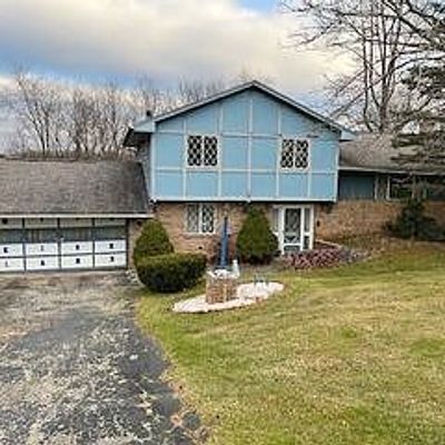 302 Highland Dr Extension, Chippewa Township, PA 15010