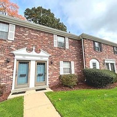 302 Windsor Dr #302, Framingham, MA 01701