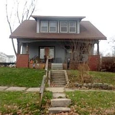 314 N Division St, Creston, IA 50801