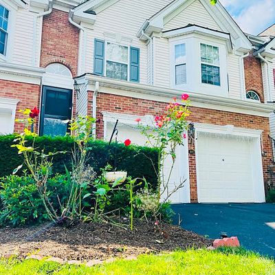 315 Winthrop Dr, Nutley, NJ 07110