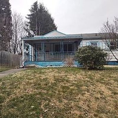 406 N Beaver St, New Castle, PA 16101