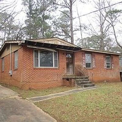 4165 Tara Dr, Forest Park, GA 30297