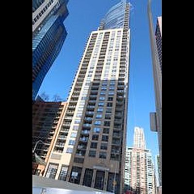 420 E Waterside Dr #907, Chicago, IL 60601