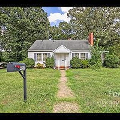 421 Wall St, Lexington, NC 27292