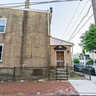 4269 Penn St, Philadelphia, PA 19124