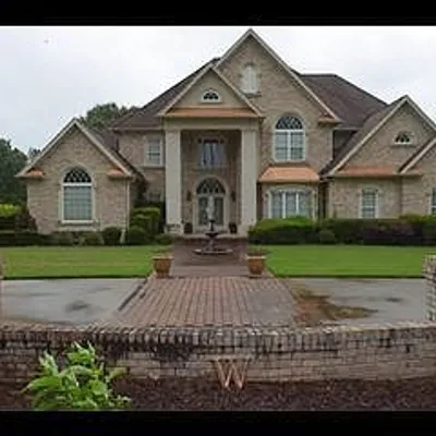 427 Lollie Dr, Dublin, GA 31021