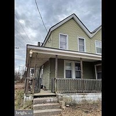 437 E Maple Ave, Lindenwold, NJ 08021