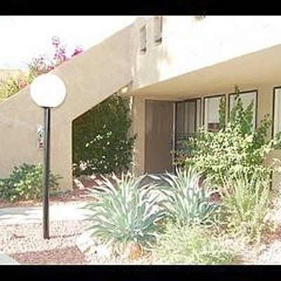 445 Bradshaw Lane, Palm Springs, CA 92262