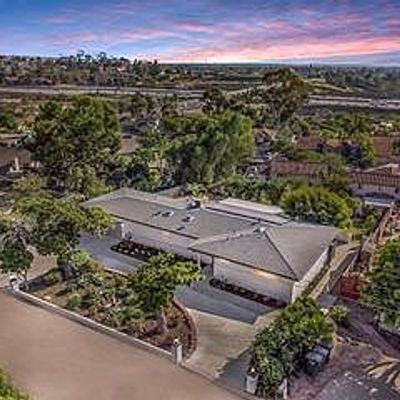 4452 Vista Nacion Dr, Chula Vista, CA 91910