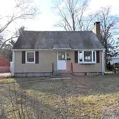 45 Fisher Rd, Middletown, CT 06457