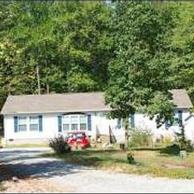 45 Robin Rd, Warsaw, VA 22572