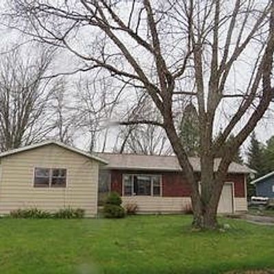 450 Betterway Dr, Mayville, WI 53050