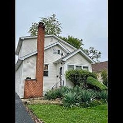 37 N Yale Ave, Villa Park, IL 60181