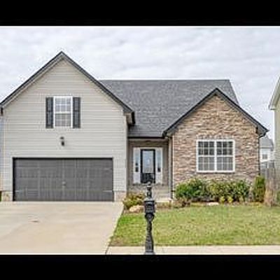 3752 Silver Fox Ln, Clarksville, TN 37040