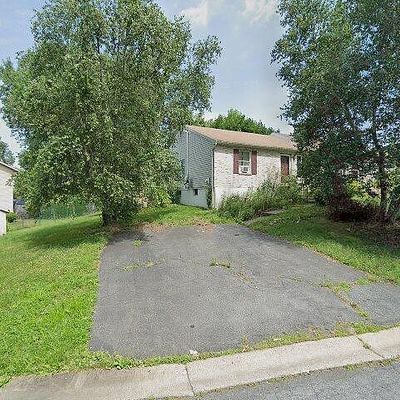 3832 Timothy Ln, Bethlehem, PA 18020