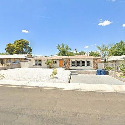 3890 Monthill Ave, Las Vegas, NV 89121