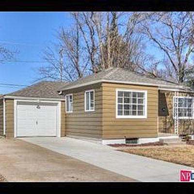 3960 Vernon Ave, Omaha, NE 68111