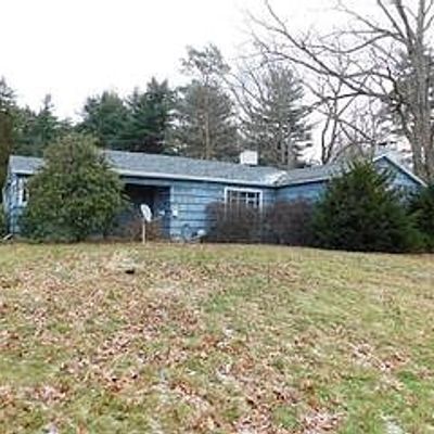 399 E Jamestown Rd, Greenville, PA 16125