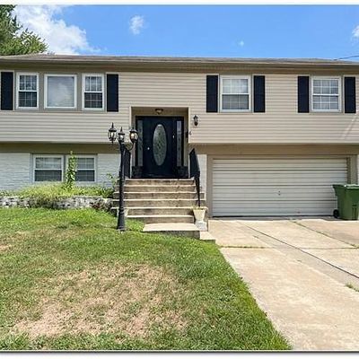 4 Hobart Ave, Marlton, NJ 08053