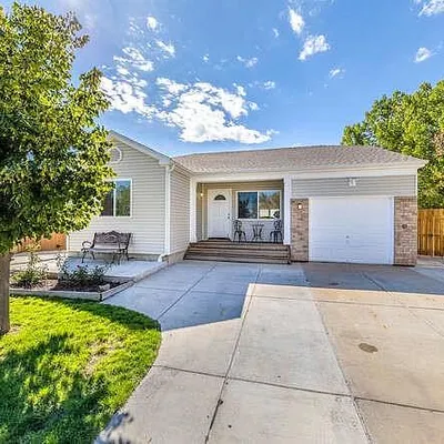 5125 Hannibal St, Denver, CO 80239