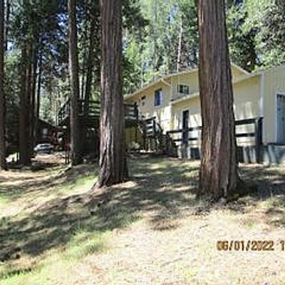 5166 Fawn Dr, Pollock Pines, CA 95726