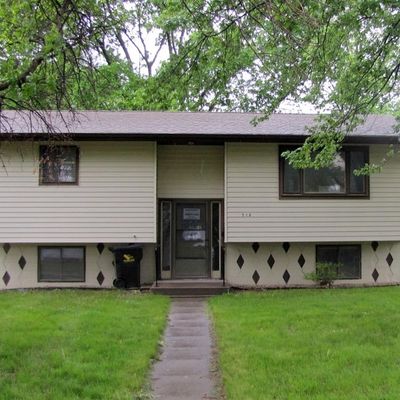 518 3 Rd St, Onawa, IA 51040