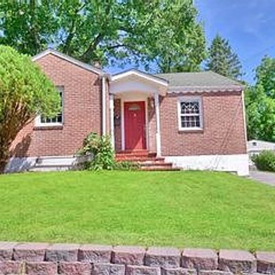 52 Maple St, Newburgh, NY 12550