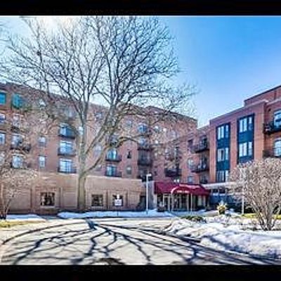 5200 S Ellis Ave #112, Chicago, IL 60615