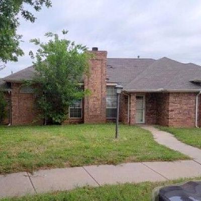 5203 Pebblestone Dr, Wichita Falls, TX 76306