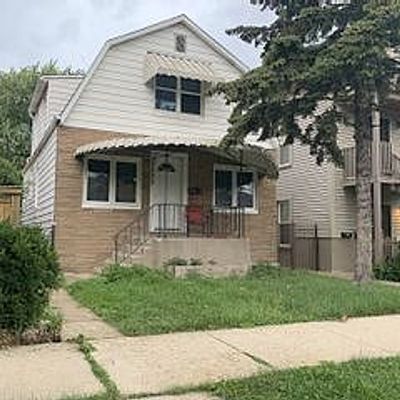 5232 W Strong St, Chicago, IL 60630