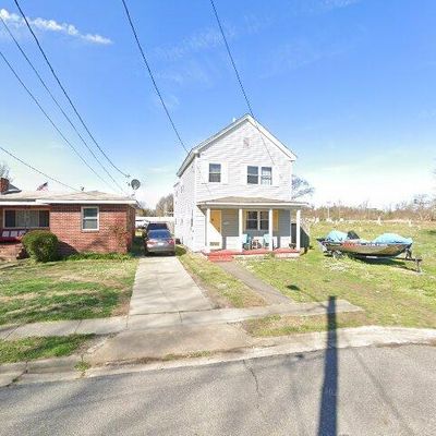 525 Wine St, Hampton, VA 23669