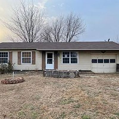 529 Melody Ct, Carbondale, KS 66414