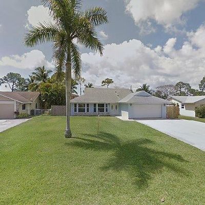 5290 Pinetree Drive, Delray Beach, FL 33484