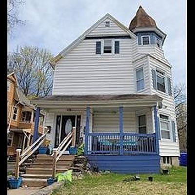 53 Palmer Ave, Springfield, MA 01108