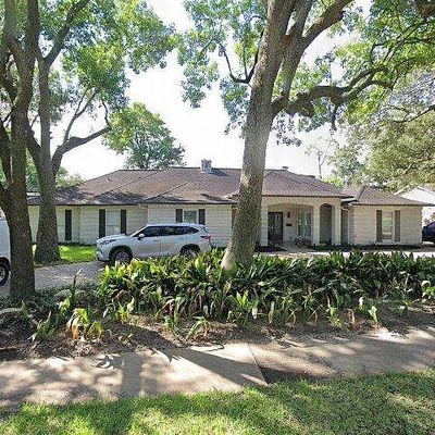 5303 S Braeswood Blvd, Houston, TX 77096