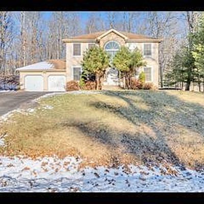 5319 Delia Ter, East Stroudsburg, PA 18301