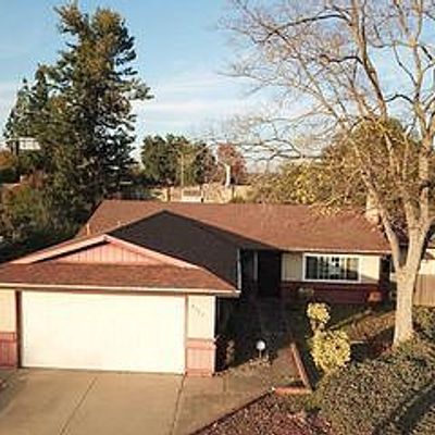 5357 Croxton Way, Sacramento, CA 95842