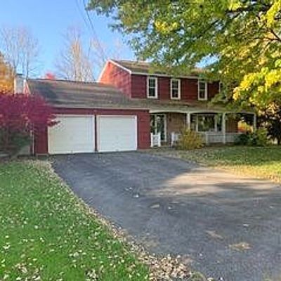 5429 Topsfield Ln, Clay, NY 13041